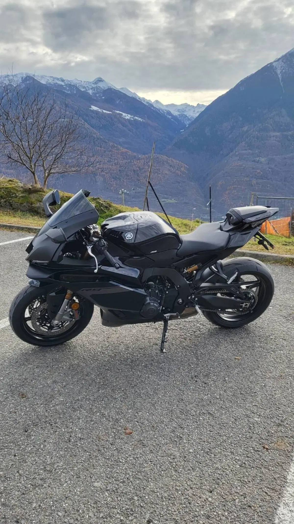 Yamaha YZF R9 (2025 - 26) (6)