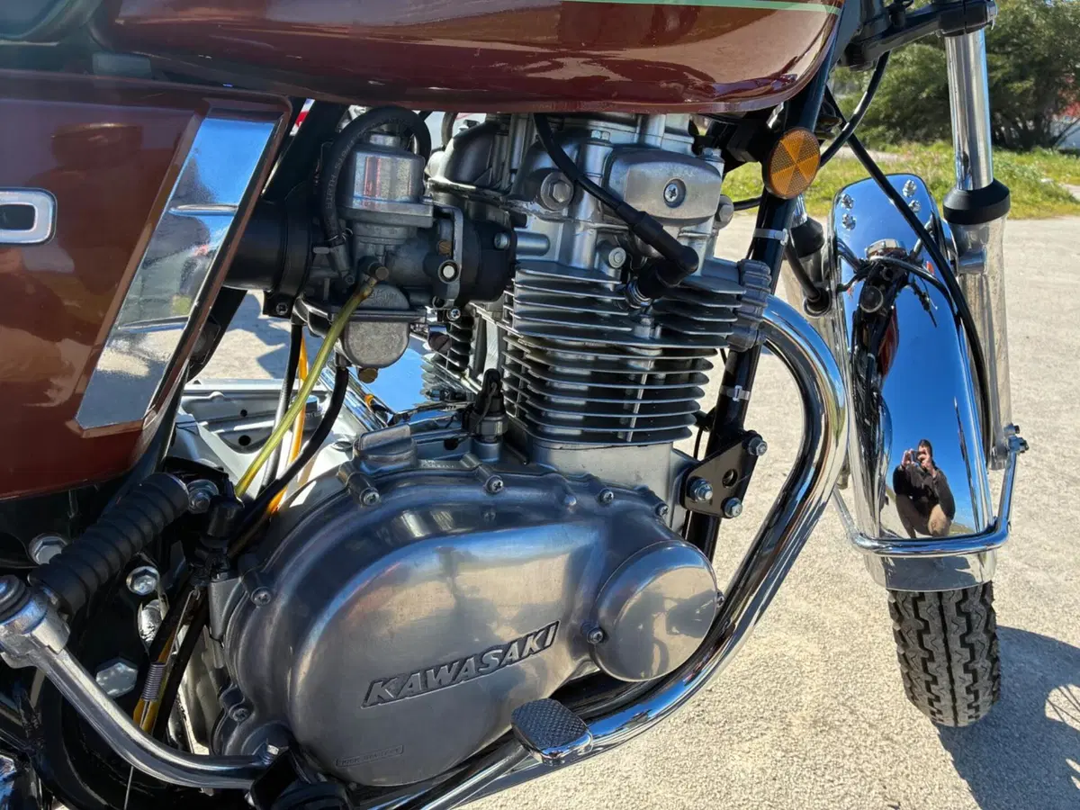 Kawasaki Z400 (6)