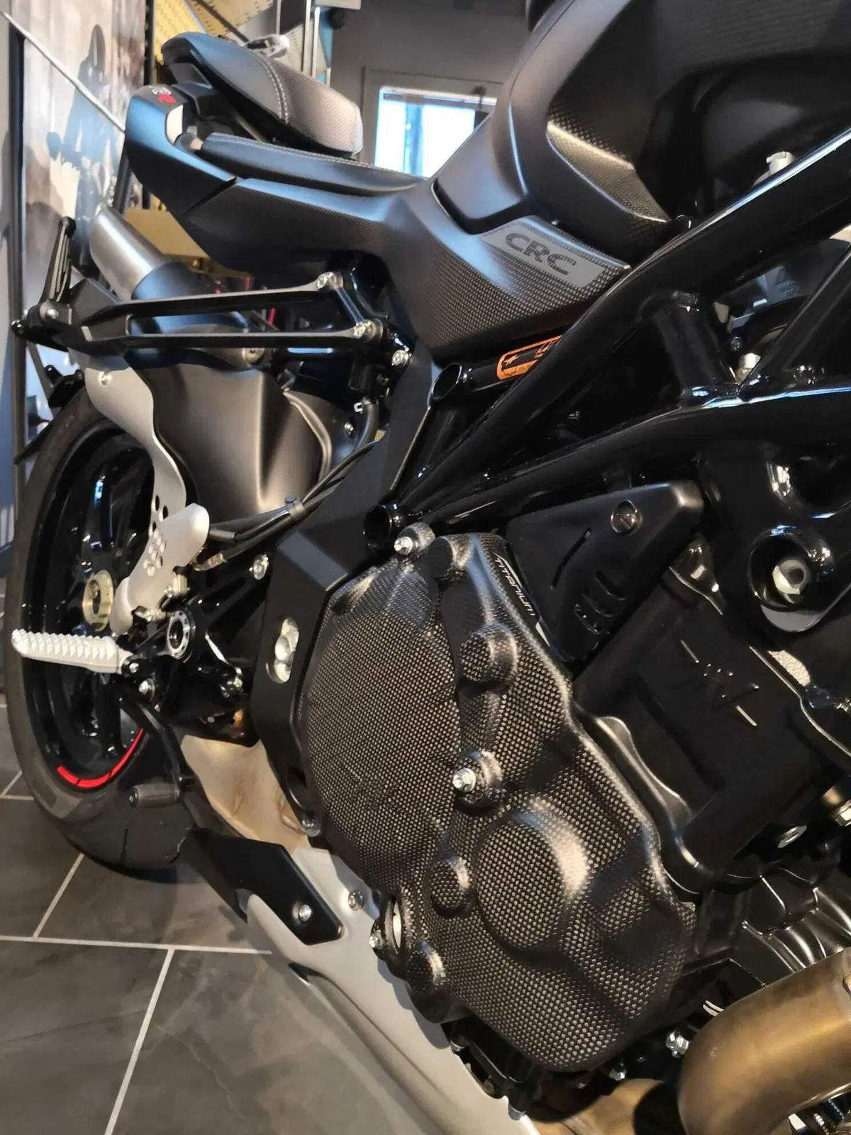 MV Agusta Brutale 1000 RR (2021 - 25) (6)