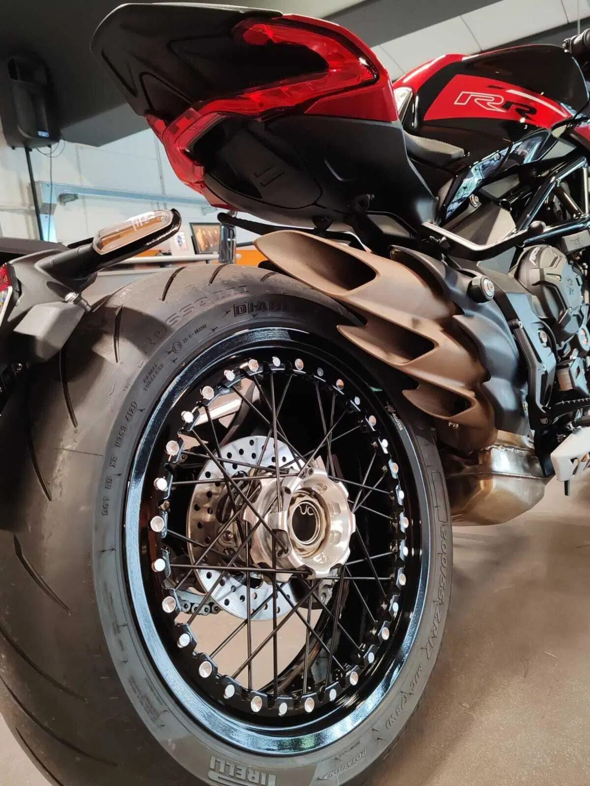 MV Agusta Dragster 800 RR SCS (2021 - 25) (3)