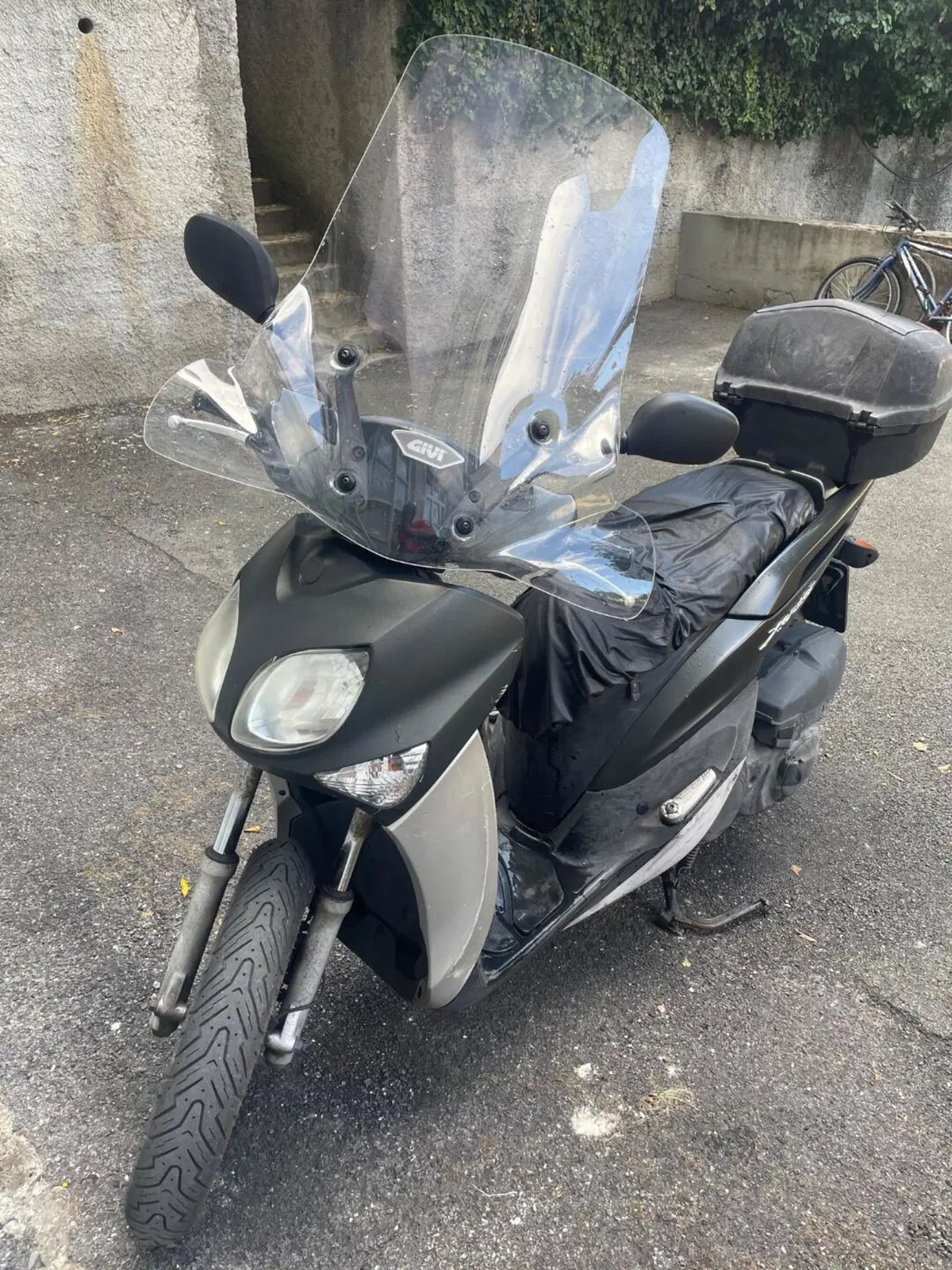 Yamaha Xenter 125 (2011 - 14) (2)