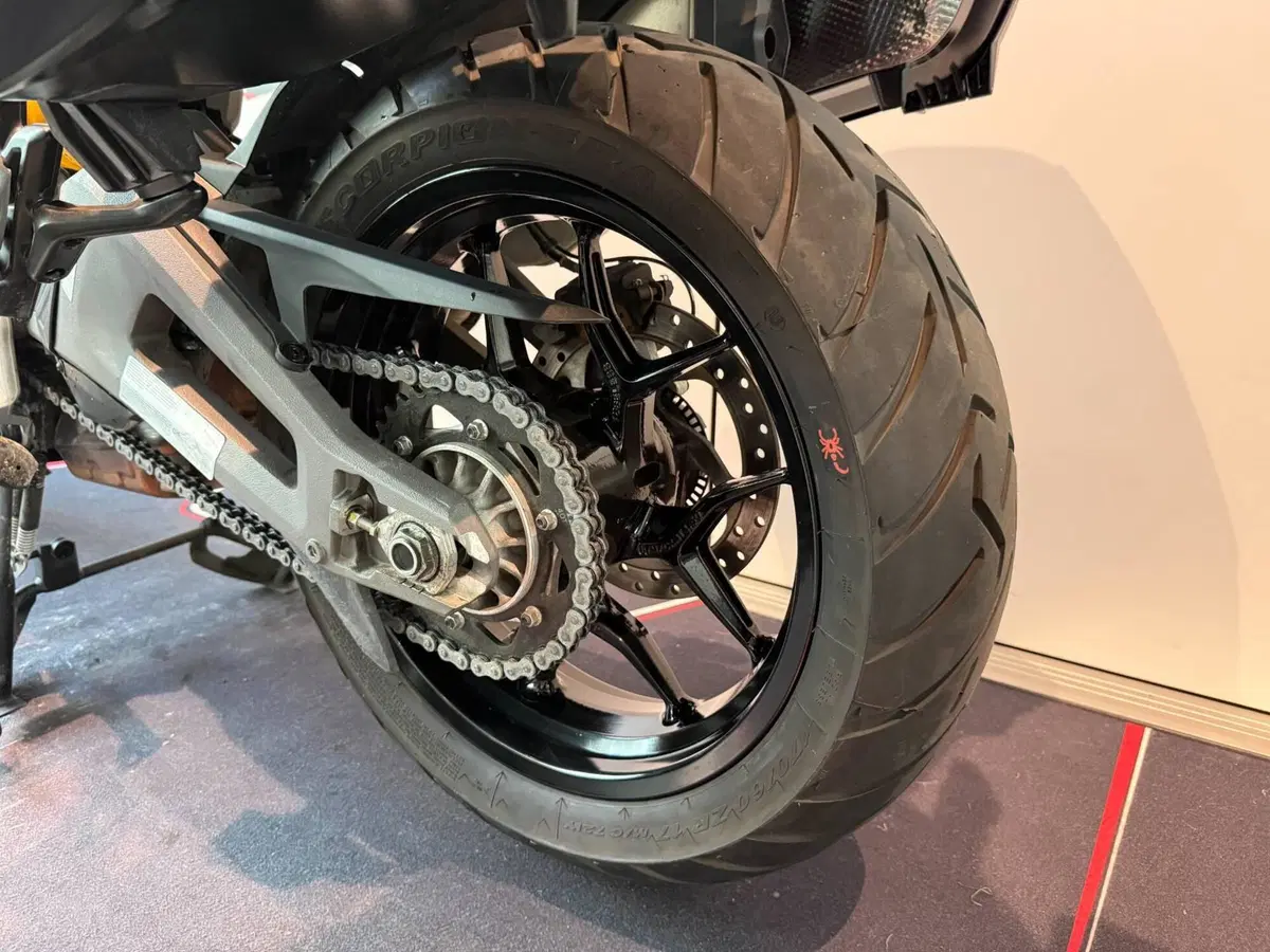 Ducati Multistrada V2 S (2025 - 26) (10)