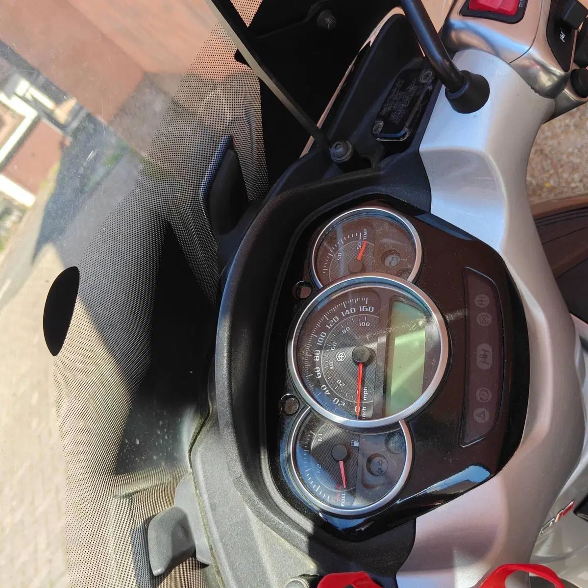 Piaggio Mp3 300 ie Yourban ERL (2011 - 17) (7)