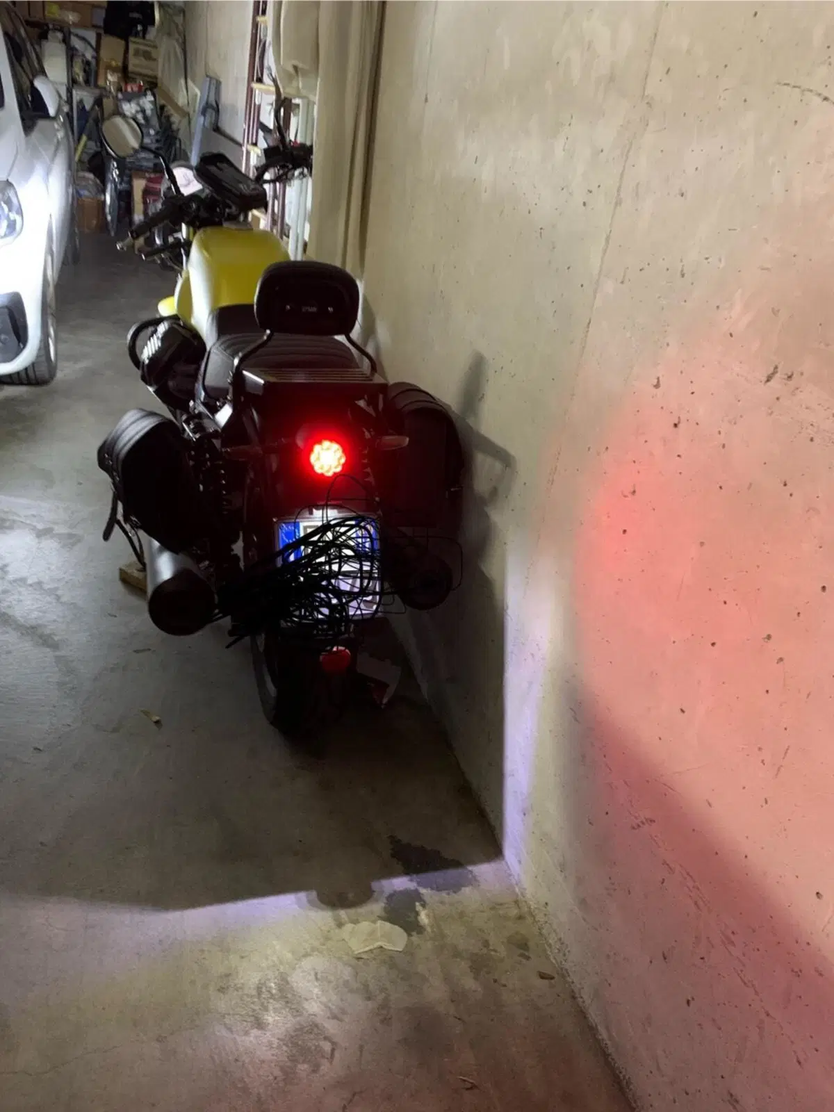 Moto Guzzi V7 850 Stone Special Abs (2021) (2)