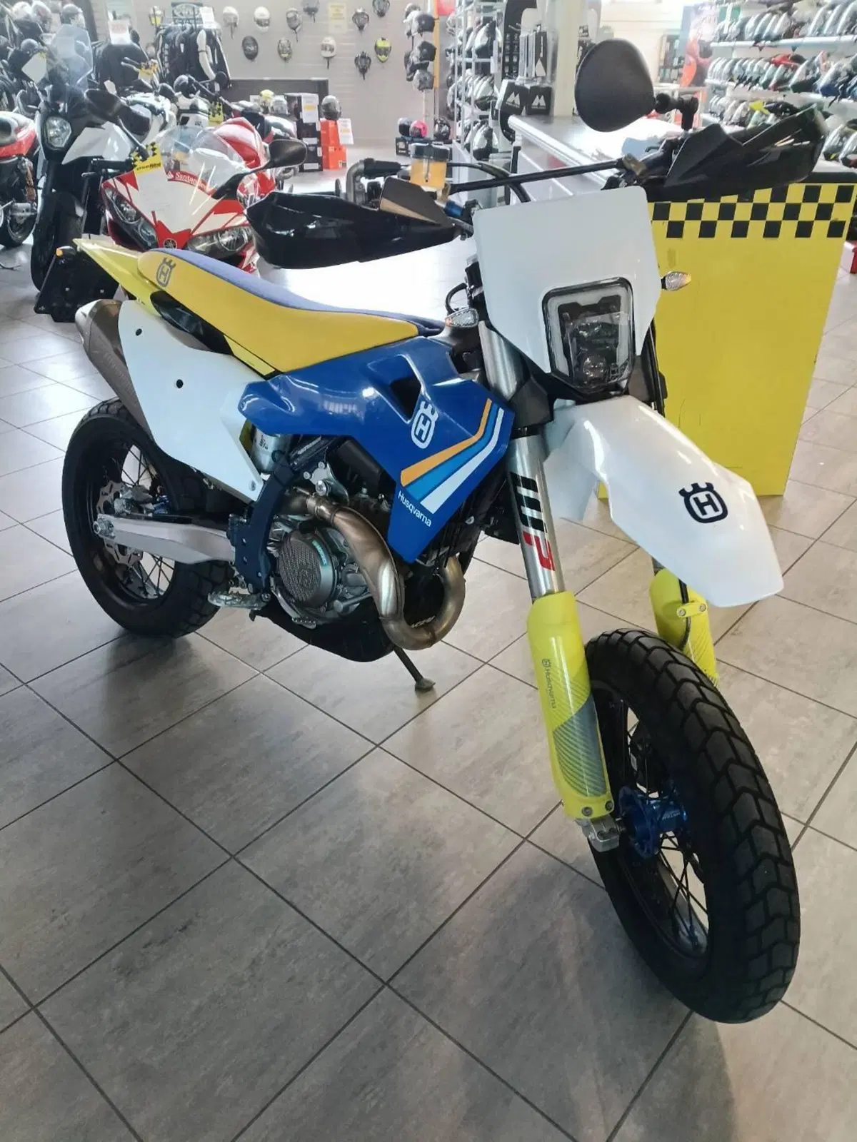 Husqvarna FS 450 (2026) (6)