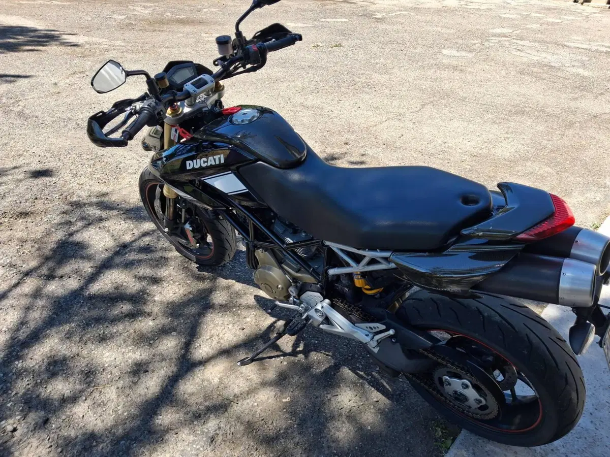 Ducati Hypermotard 1100 S (2007 - 09) (3)