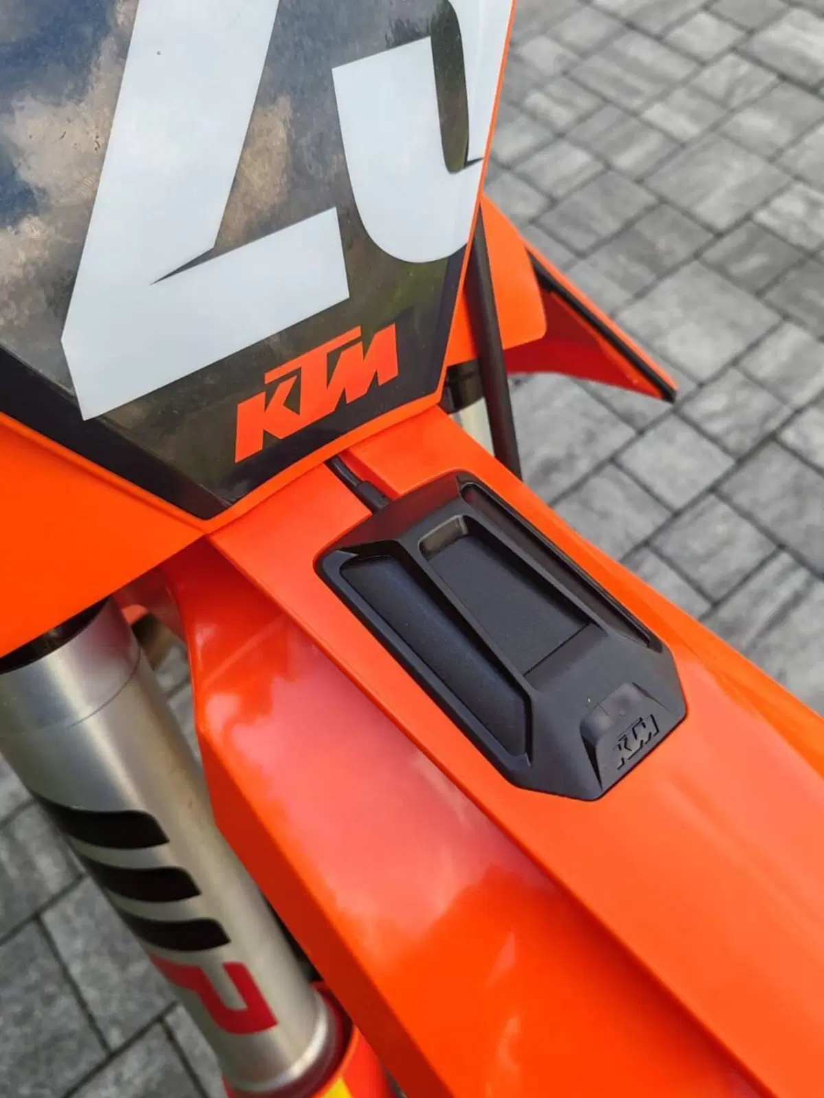 KTM 250 SX-F (2025) (12)