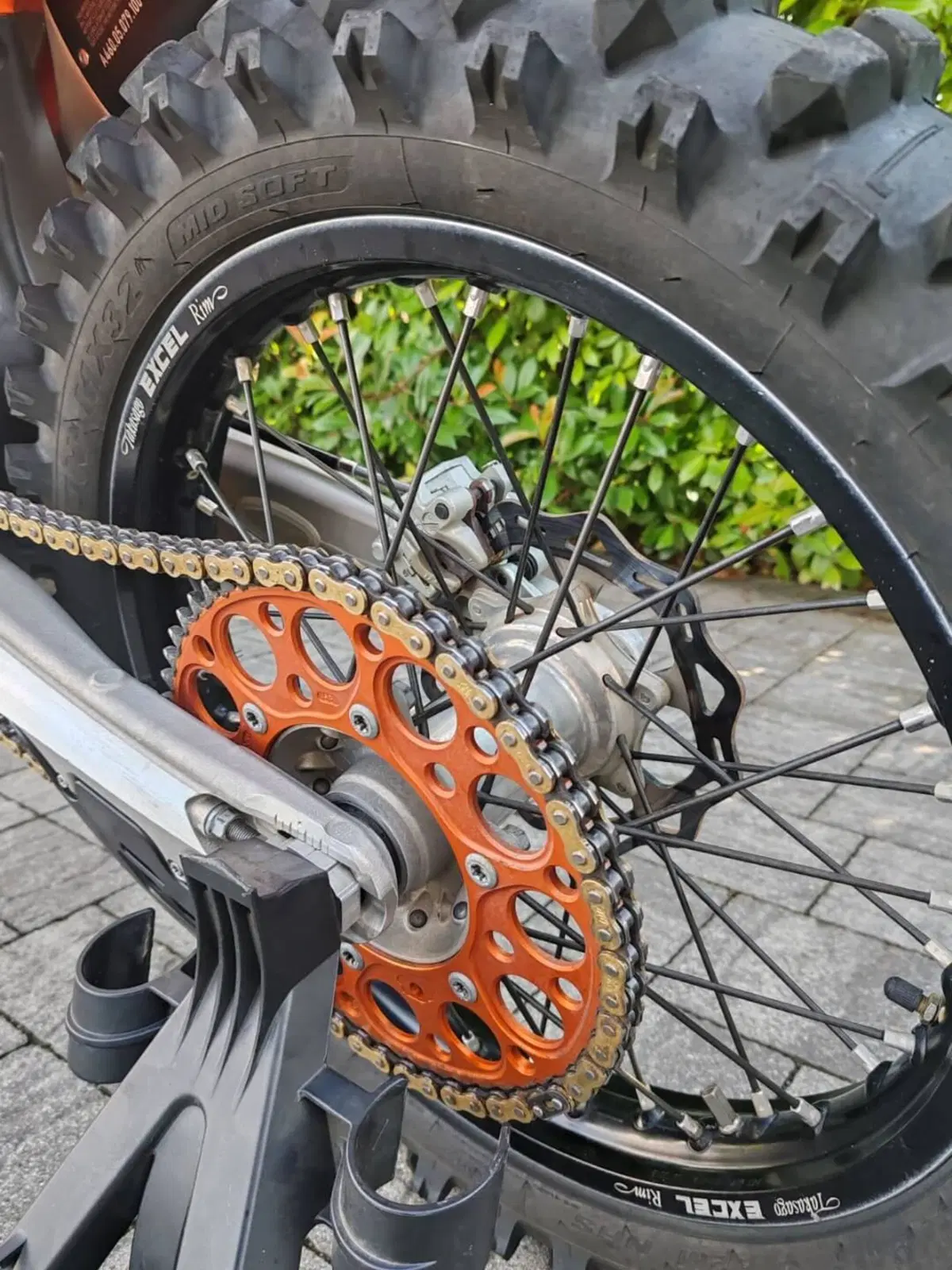KTM 250 SX-F (2025) (13)