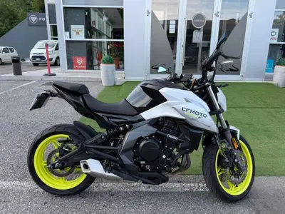 CFMOTO 650NK (2021 - 24) usata