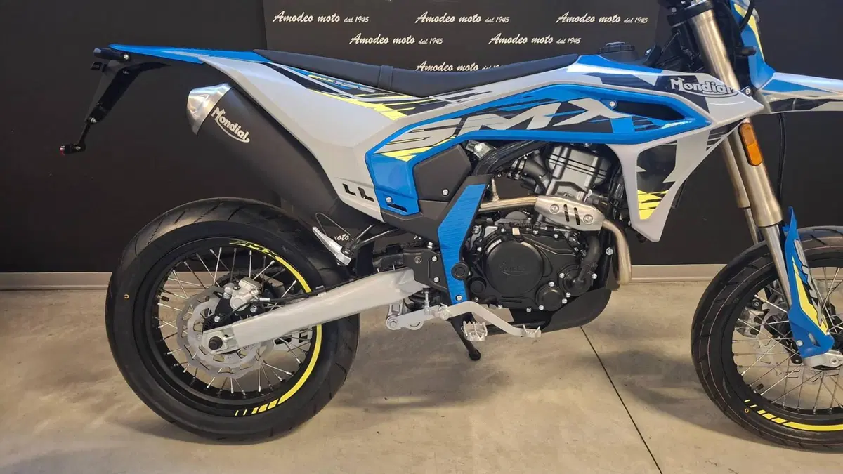 FB Mondial SMX 125 Motard (2025 - 26) (4)