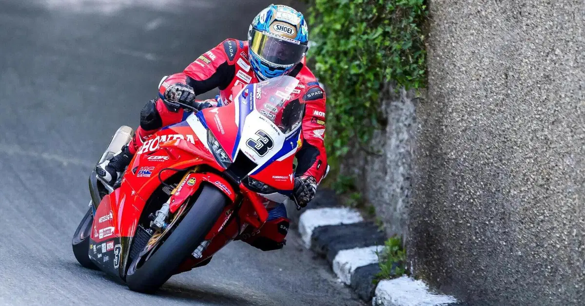 Tourist Trophy: la pioggia spegne la speranza di vedere altre gare. Senior TT asssegnato a Harrison
