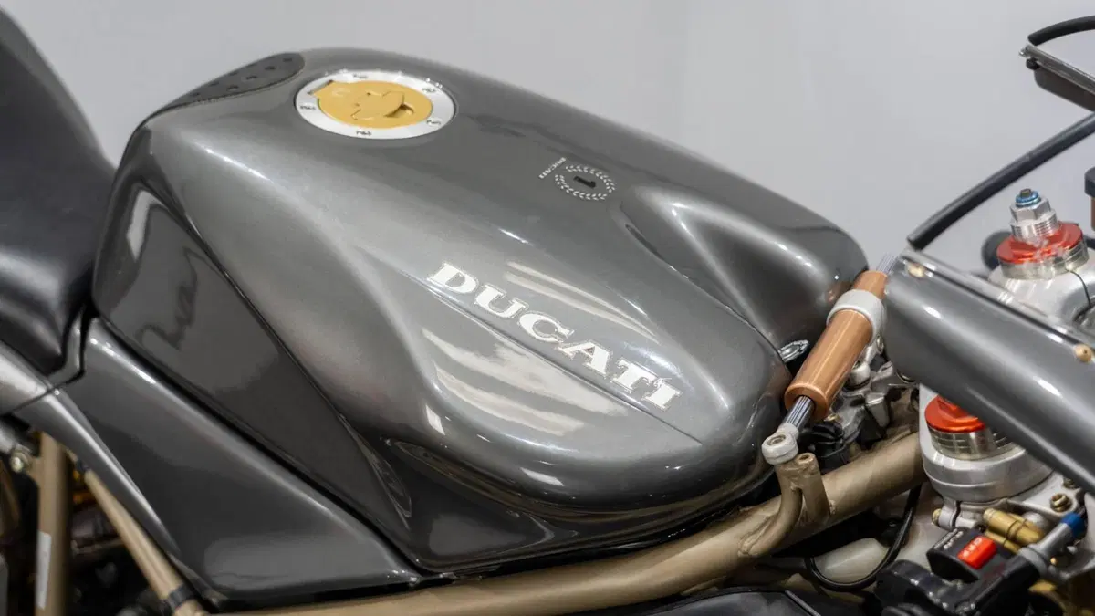 Ducati 916 Senna (1995 - 98) (15)