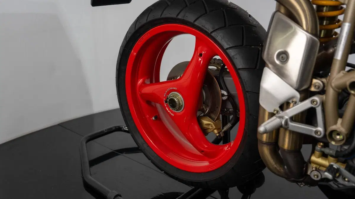 Ducati 916 Senna (1995 - 98) (16)