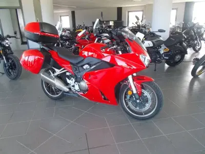 Honda VFR 800 F (2017 - 20) usata