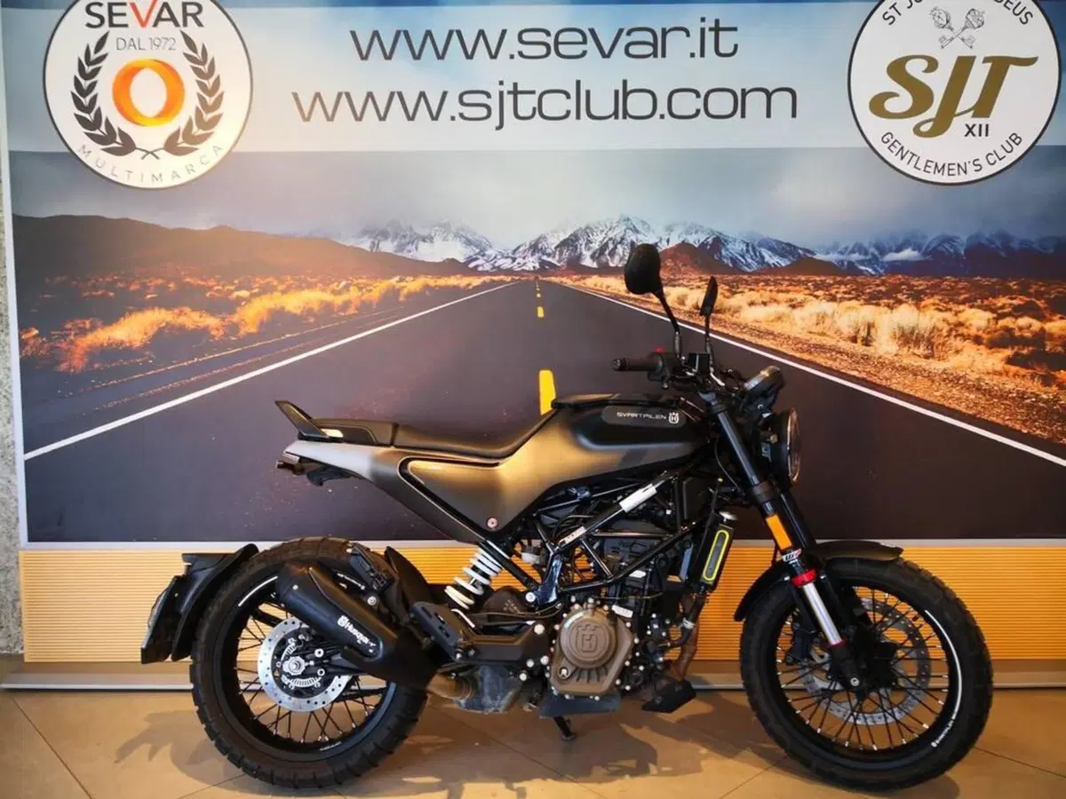 Husqvarna Svartpilen 125 (2021 - 23) (2)