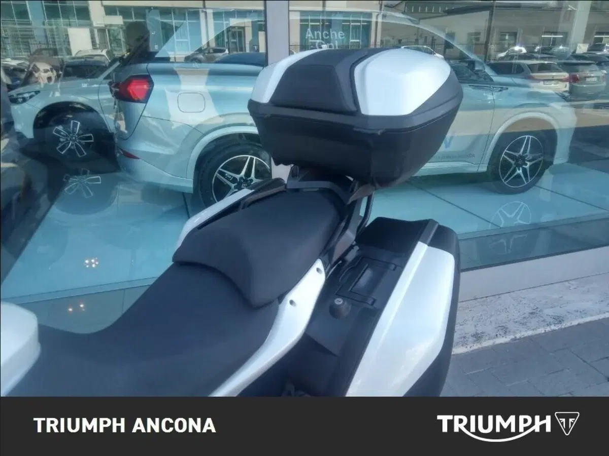 Ducati Multistrada 1200 S Touring (2010 - 12) (5)