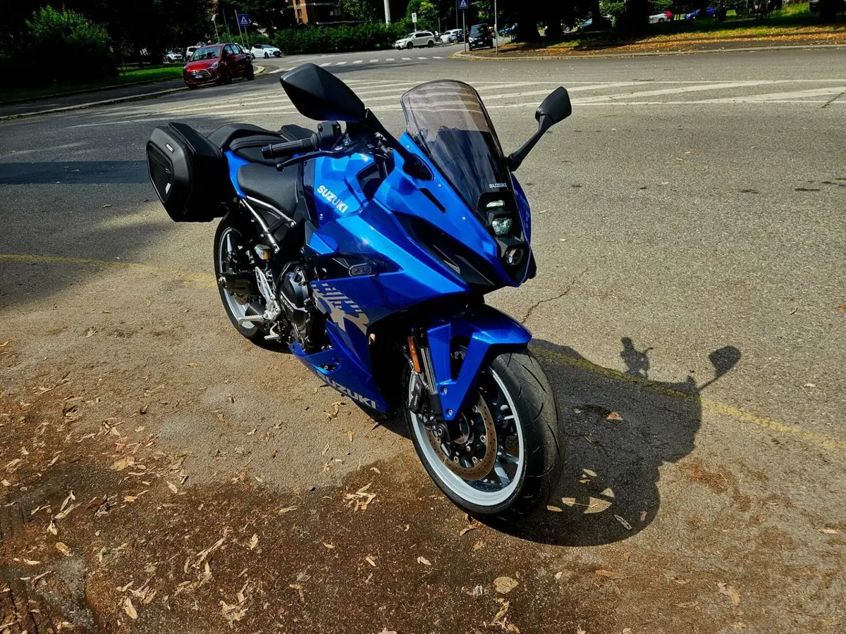 Suzuki GSX-8R (2024 - 26) (2)