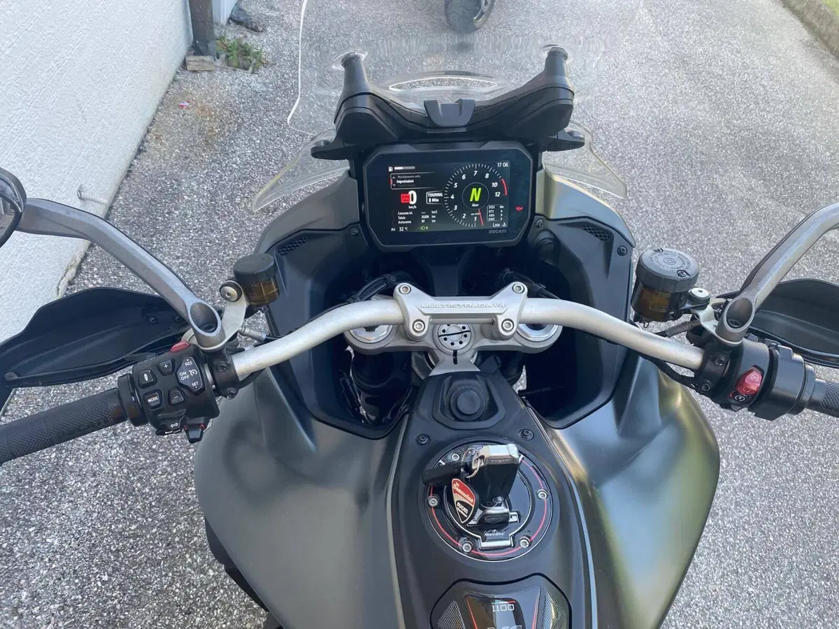 Ducati Multistrada V4 S (2021 - 24) (4)