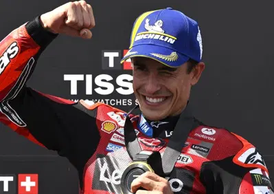 MotoGP 2026. GP di Ungheria a Balaton. Marc Márquez, 3ª Sprint vinta: La pista a sinistra aiuta, esami veri Brno e Assen