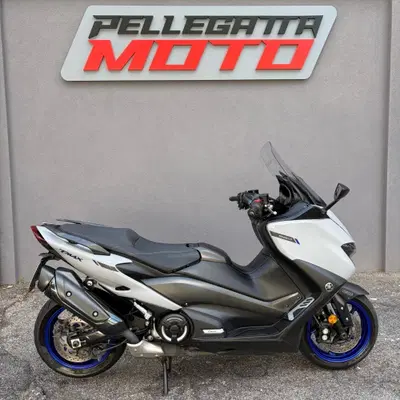 Yamaha T-Max 560 (2020 - 21) usata
