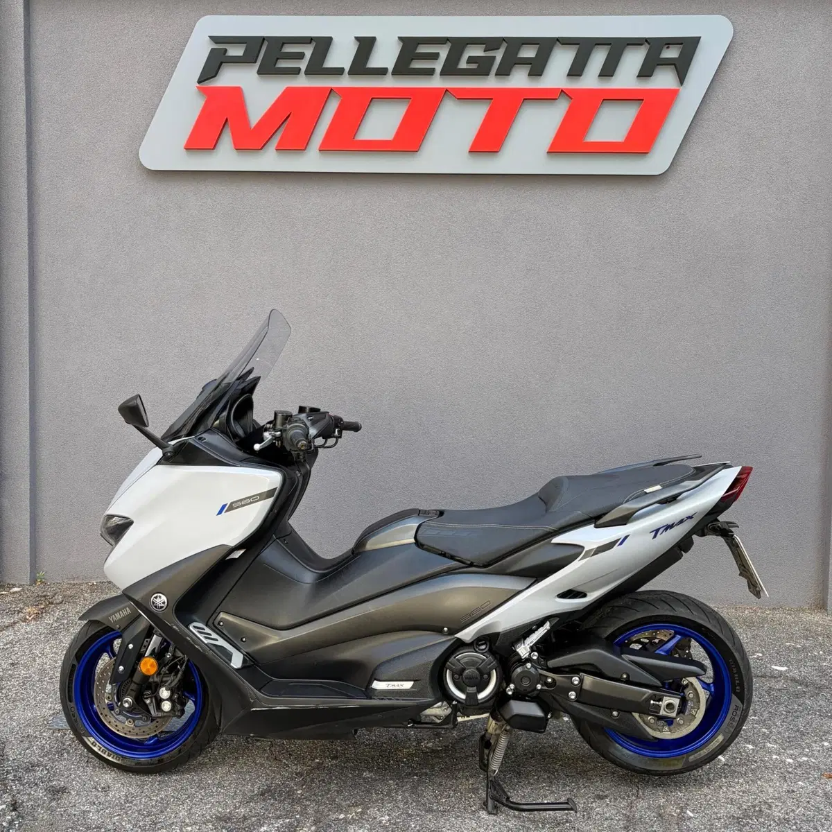 Yamaha T-Max 560 (2020 - 21) (4)
