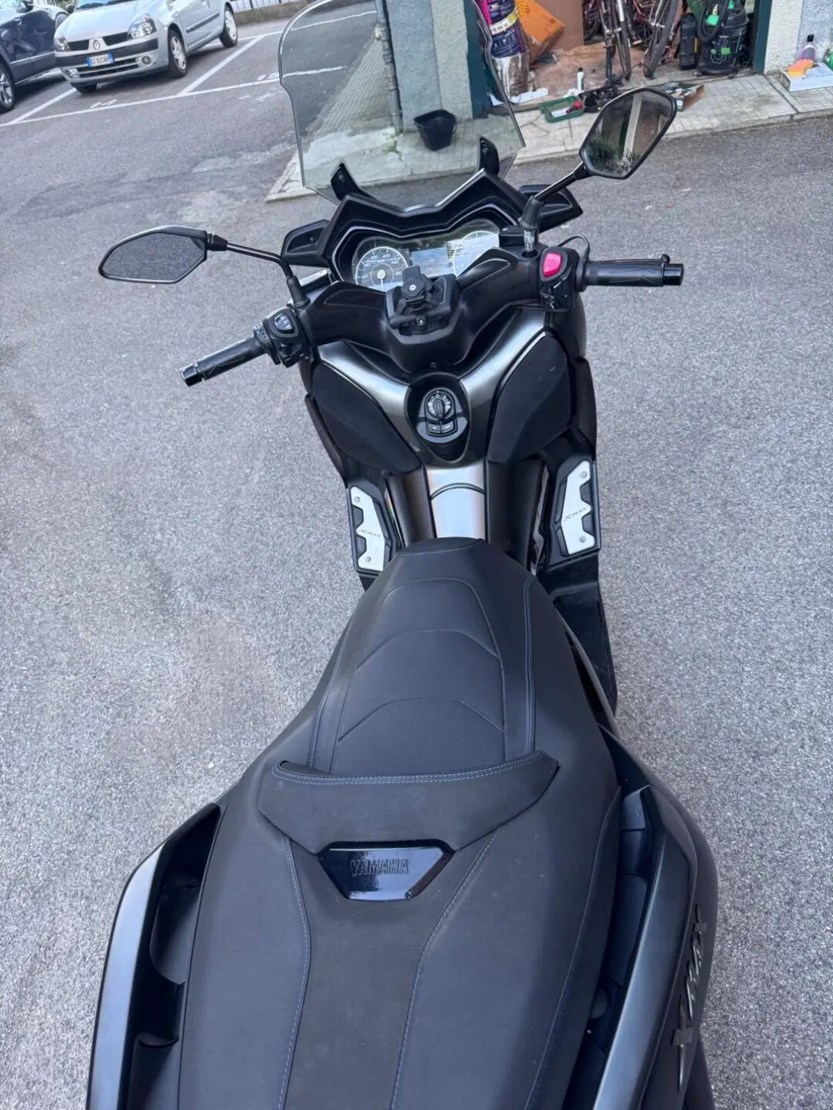 Yamaha X-Max 300 Tech Max (2021 - 24) (4)
