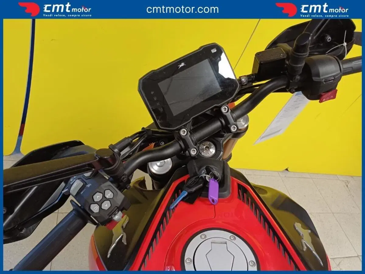 TVS Motor RTR 310 (2024 - 26) (5)