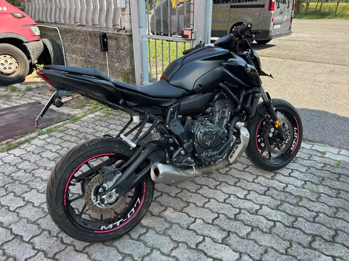 Yamaha MT-07 (2021 - 24) (5)