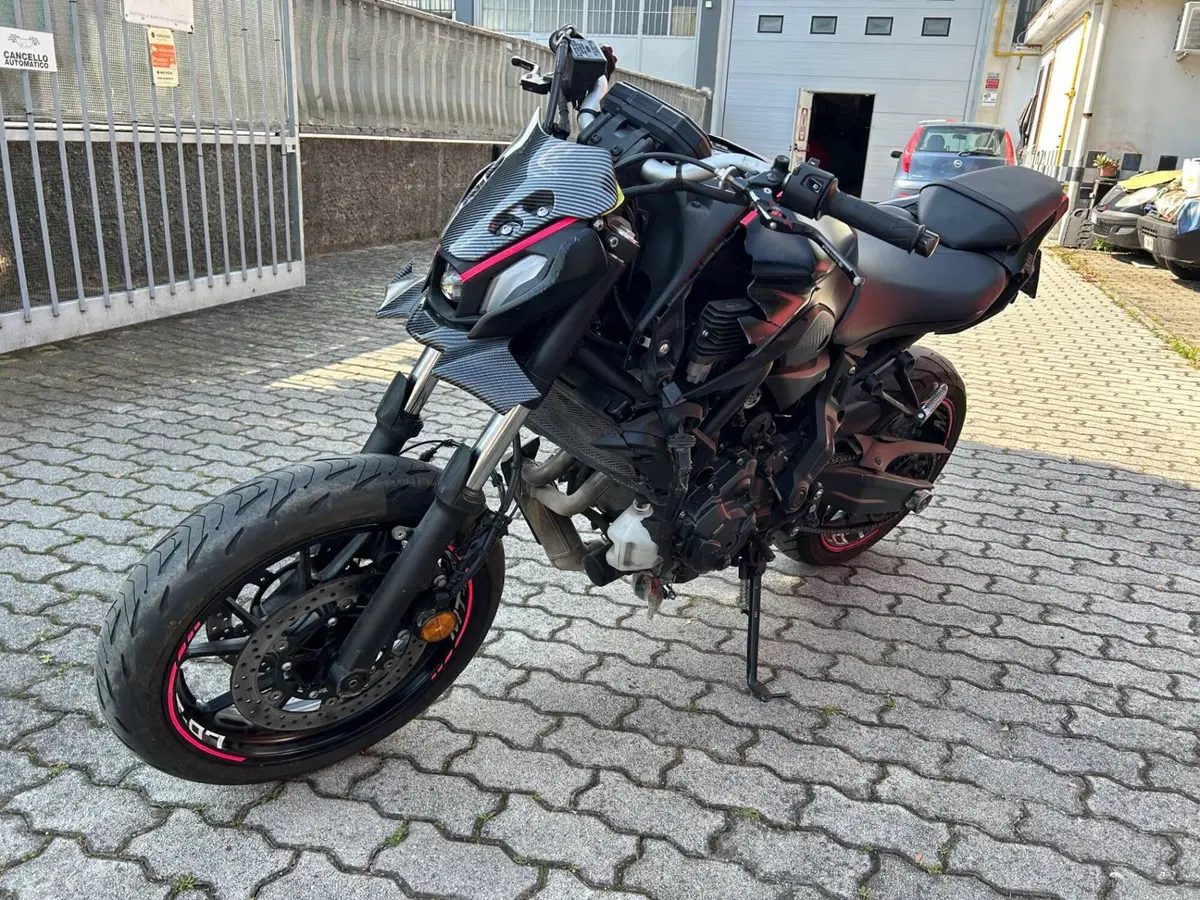 Yamaha MT-07 (2021 - 24) (9)