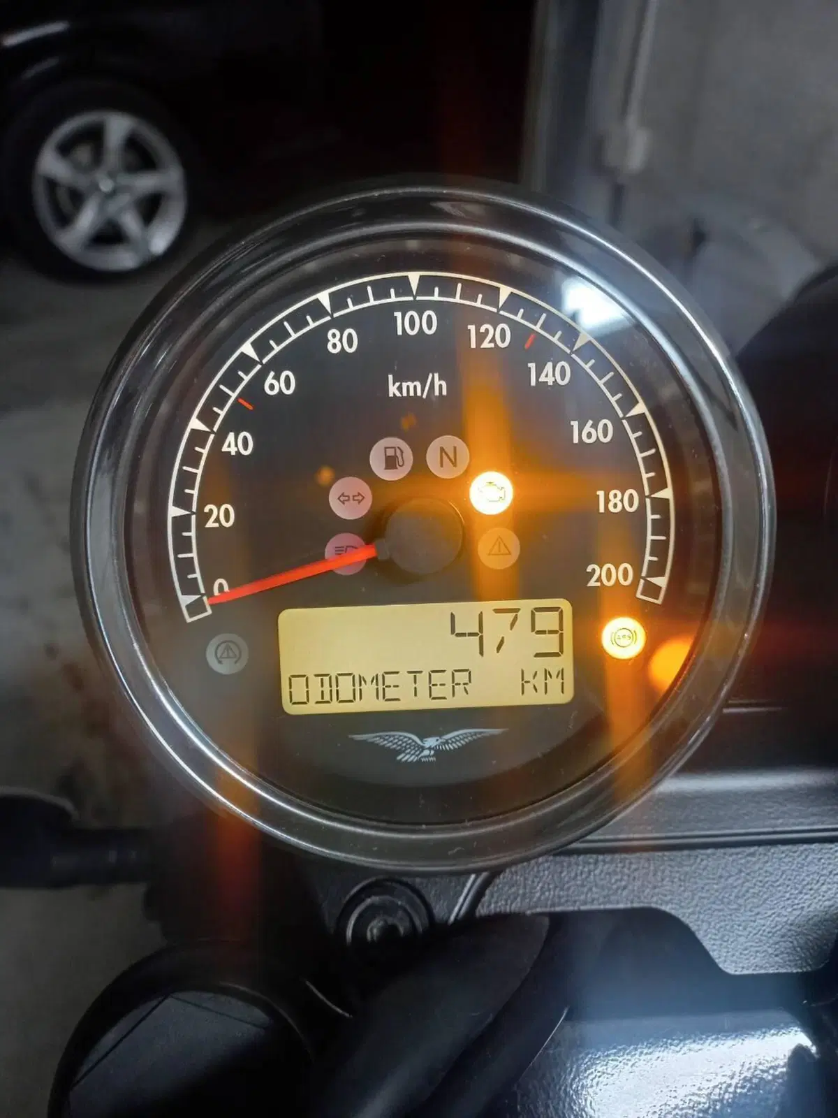 Moto Guzzi V7 Special (2021 - 24) (4)