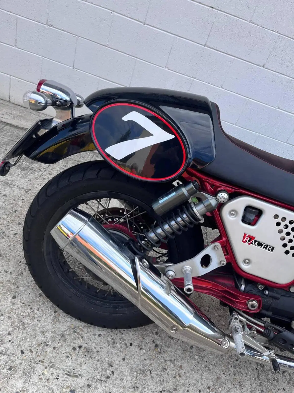 Moto Guzzi V7 Racer (2012 - 14) (6)