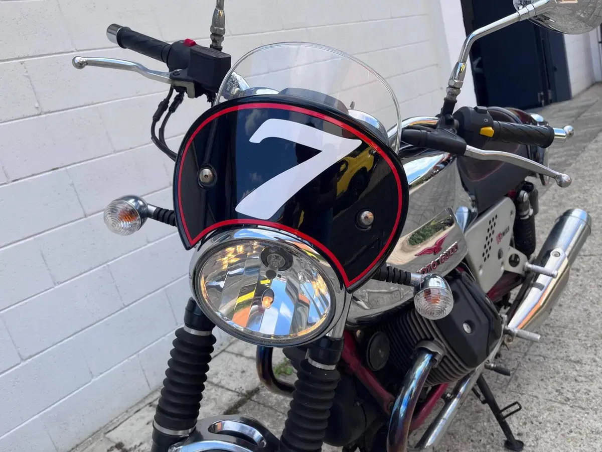 Moto Guzzi V7 Racer (2012 - 14) (4)