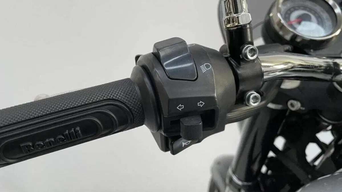 Benelli Imperiale 400 (2021 - 25) (14)