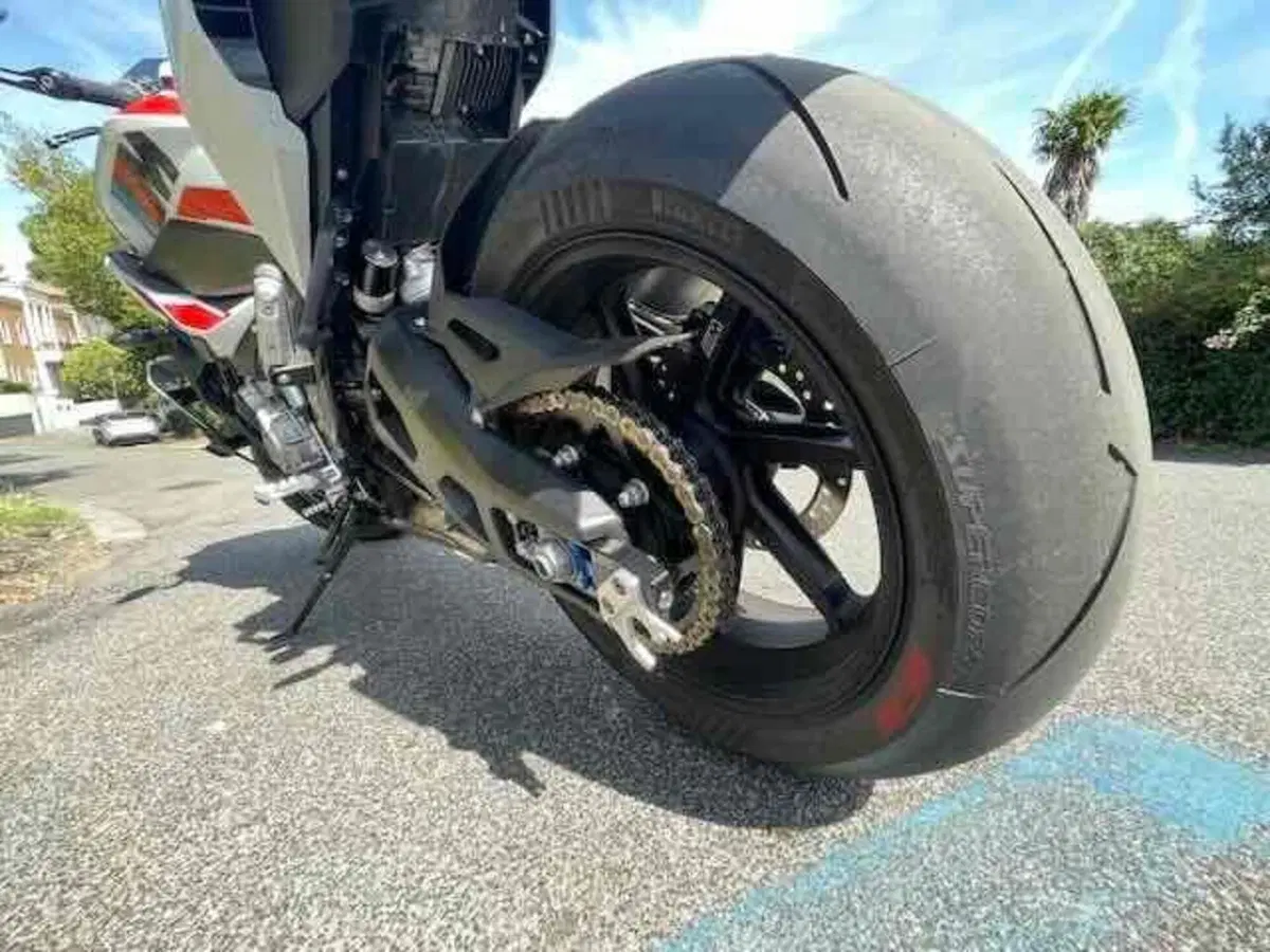 Bmw M 1000 XR (2024 - 26) (3)