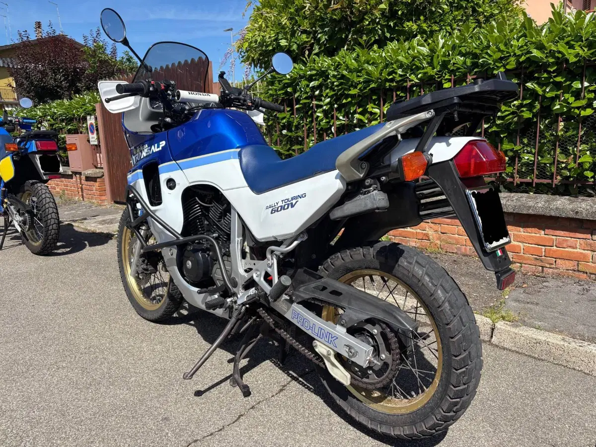 Honda Transalp XL 600V (1987 - 90) (3)