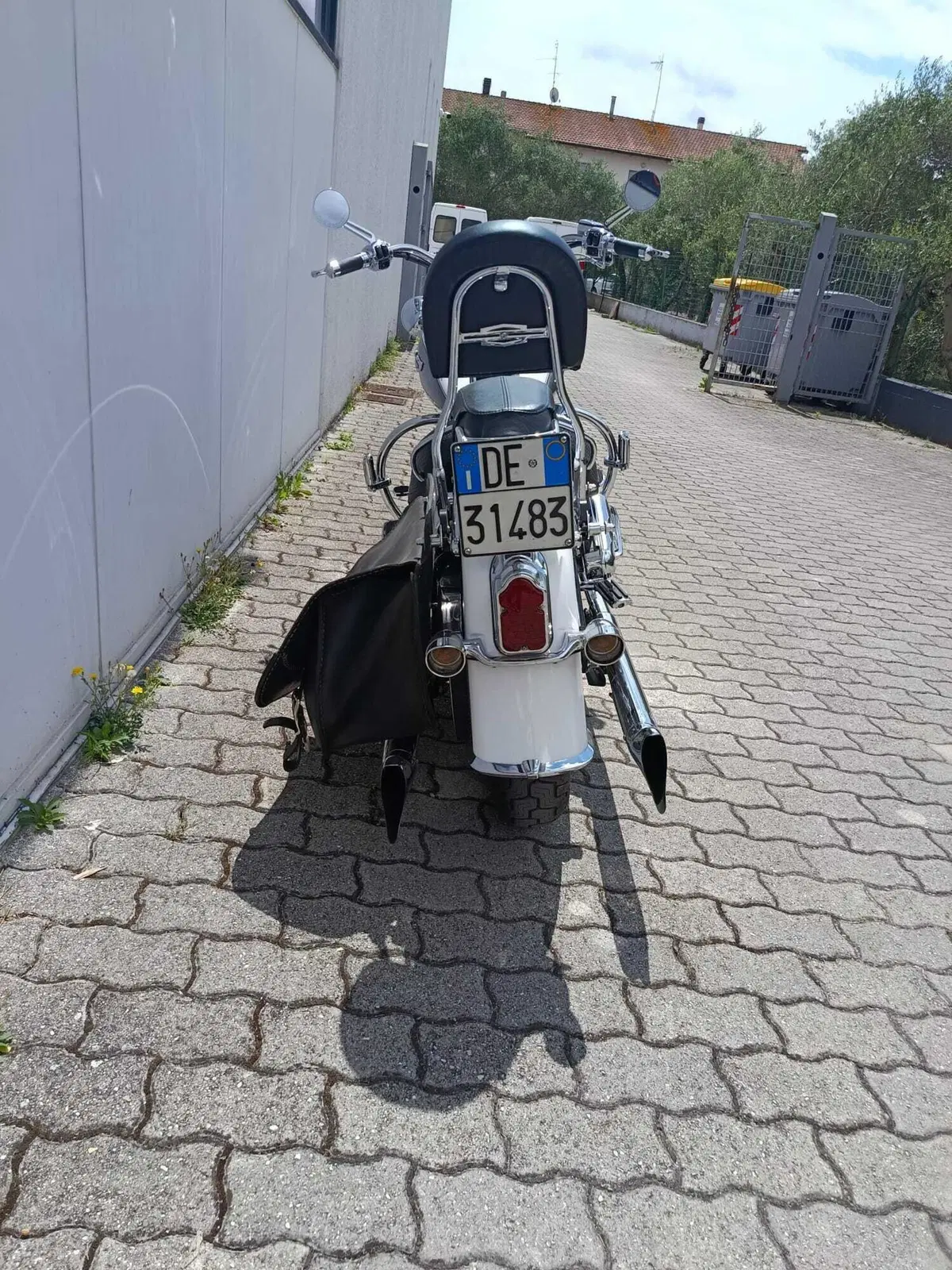 Harley-Davidson 1584 Deluxe (2007 - 08) - FLSTN (5)