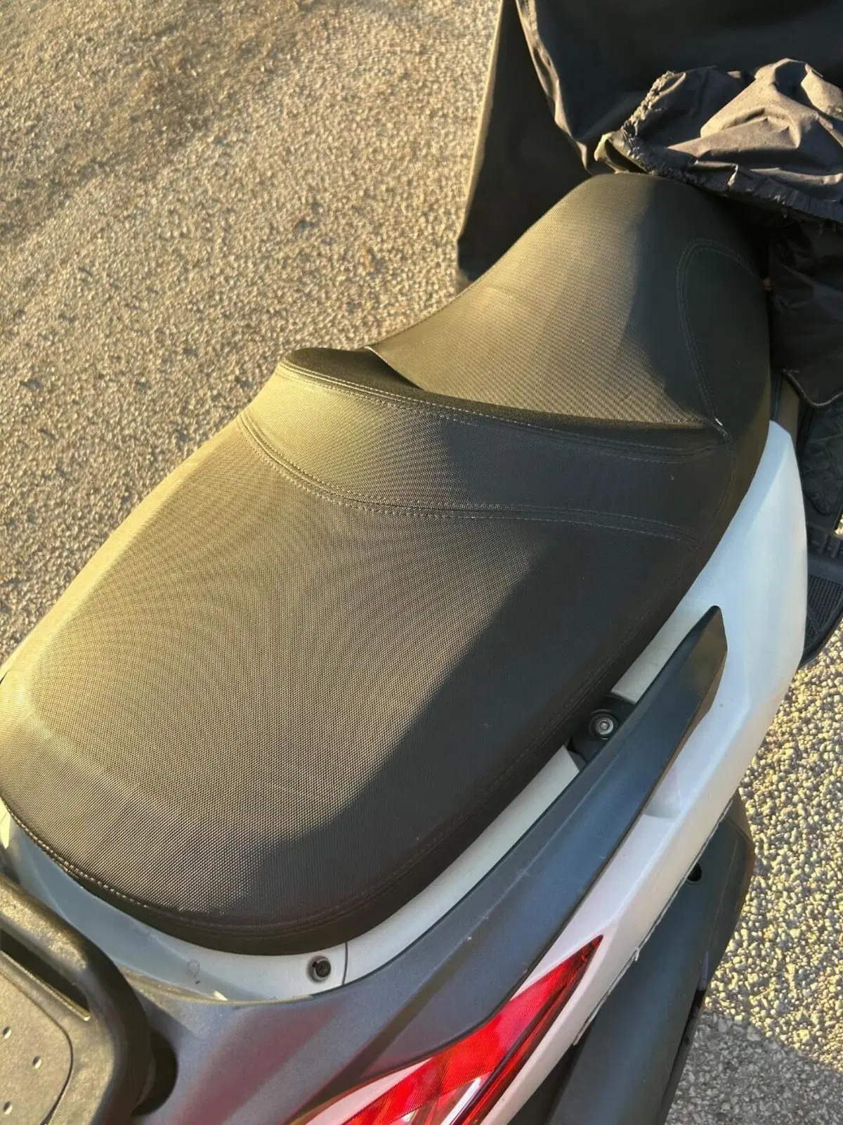 Kymco Downtown 300i (2009 - 17) (15)