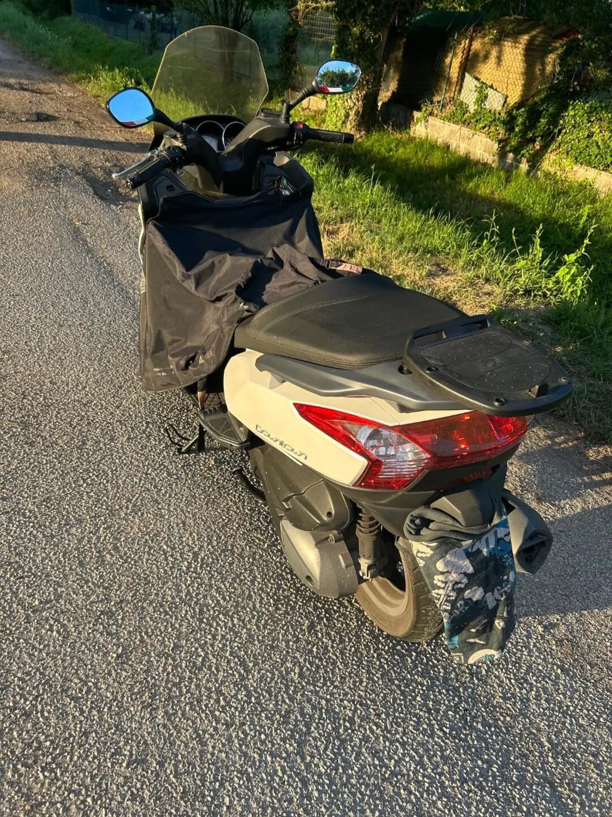 Kymco Downtown 300i (2009 - 17) (19)