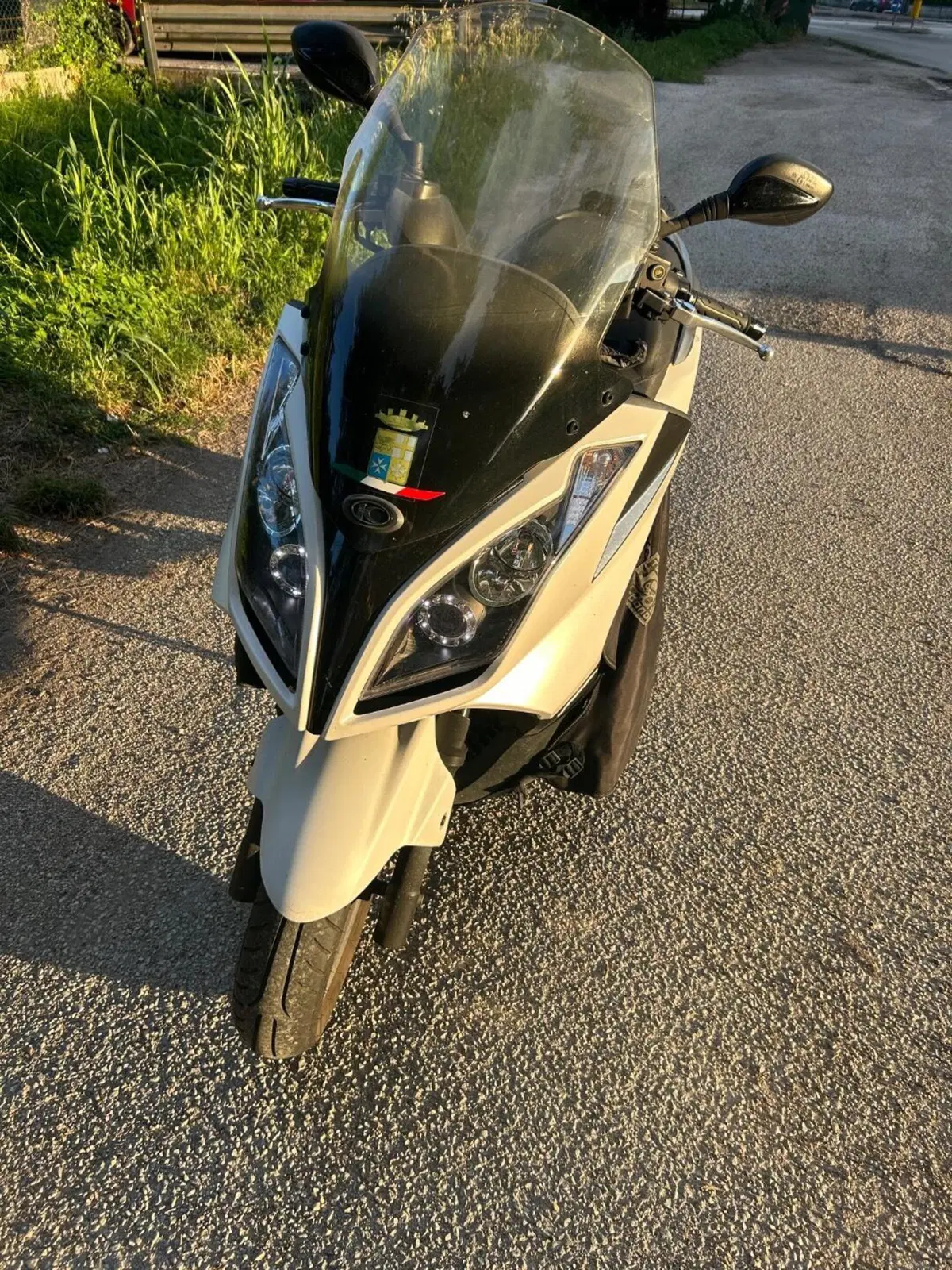 Kymco Downtown 300i (2009 - 17) (20)