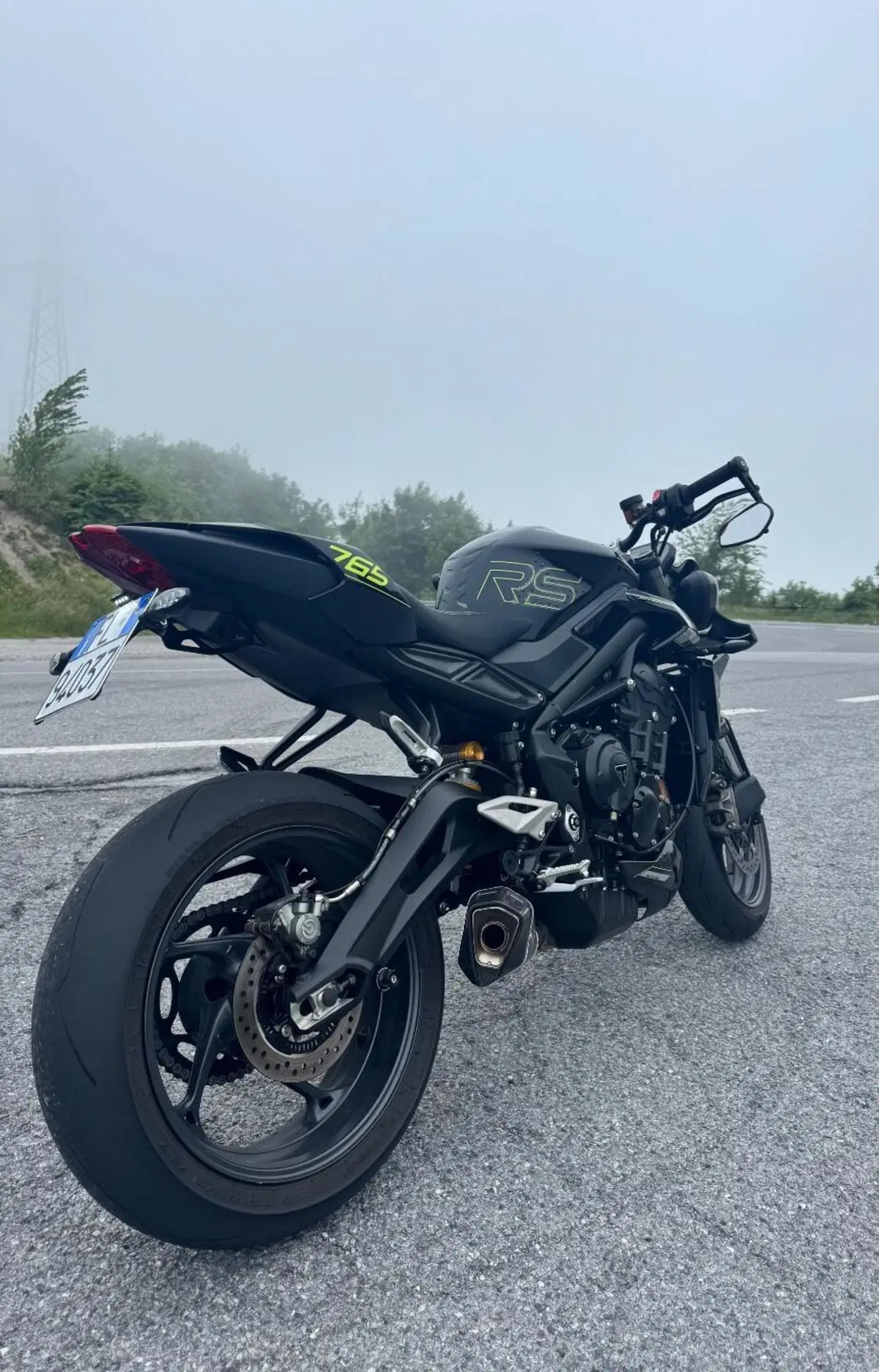 Triumph Street Triple 765 RS (2023 - 26) (2)