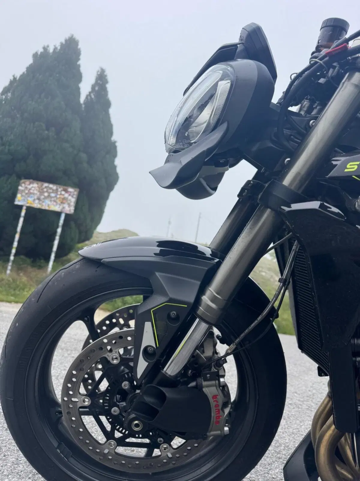 Triumph Street Triple 765 RS (2023 - 26) (6)