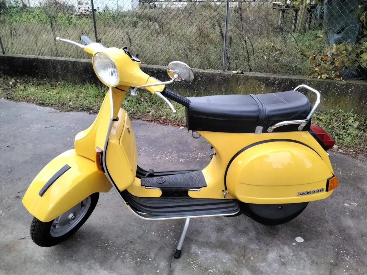 Piaggio P 200 e (2)