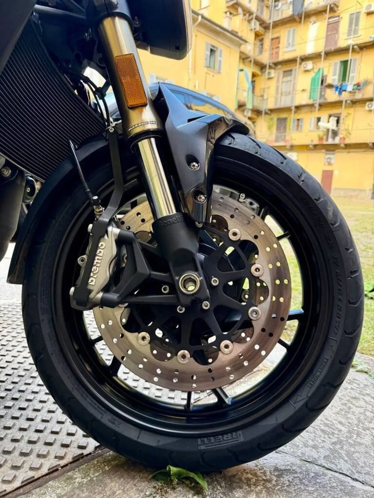 Benelli 752 S (2019 - 20) (9)