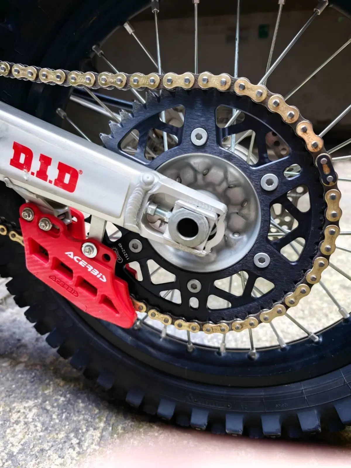 Honda CRF 450R (2024) (4)