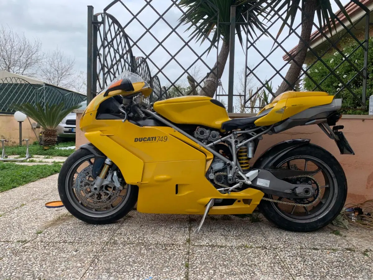Ducati 749 S (2004 - 07) (2)