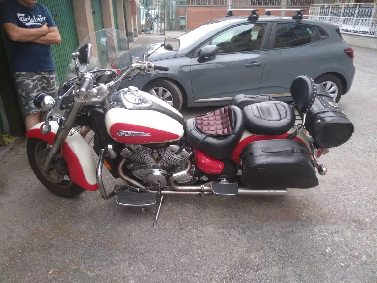 Yamaha XVZ 1300 Venture Star (2000 - 02) (4)
