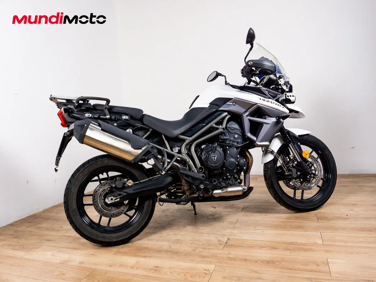 Triumph Tiger 800 XRx (2015 - 17) (2)
