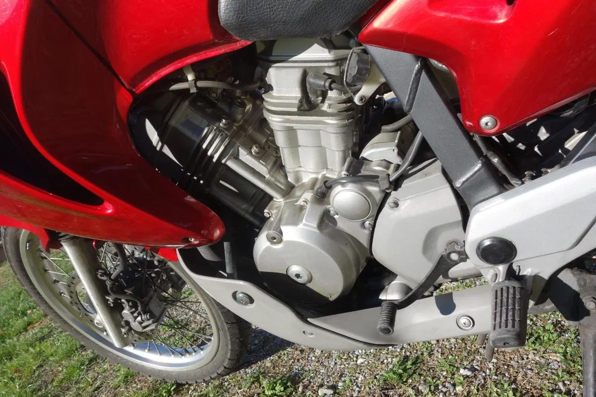 Honda Transalp XL 650V (2000 - 04) (4)