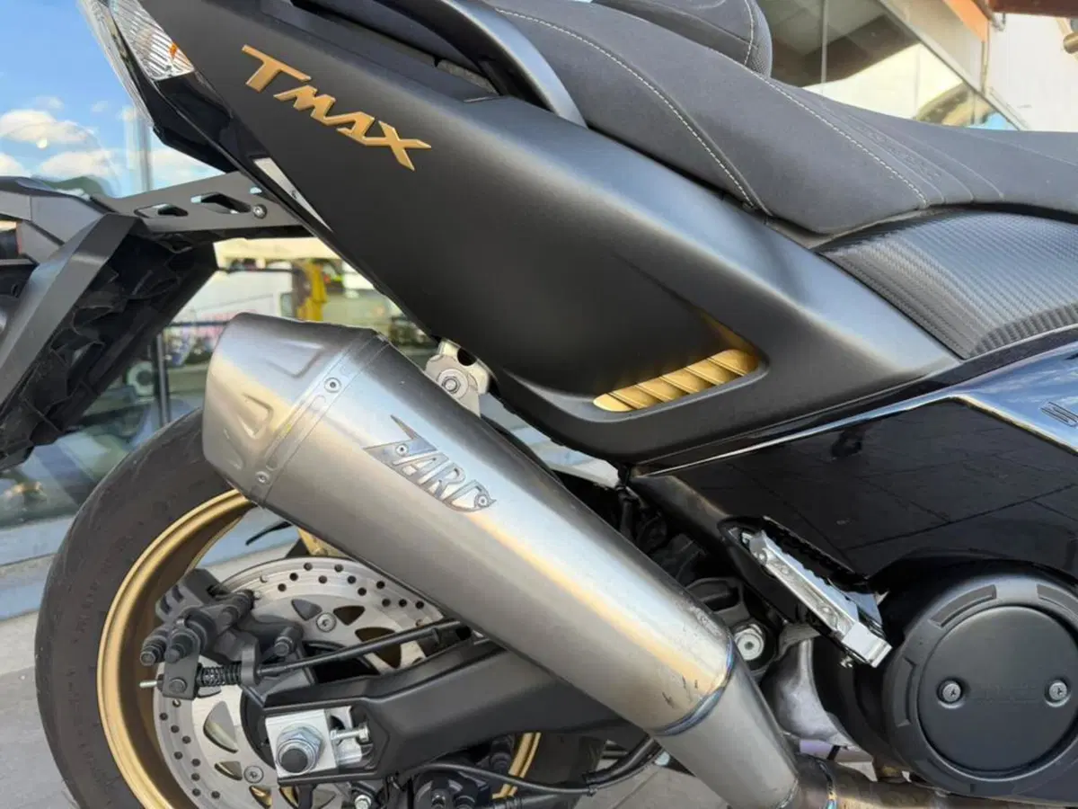 Yamaha T-Max 530 Black Max (2012 - 14) (5)