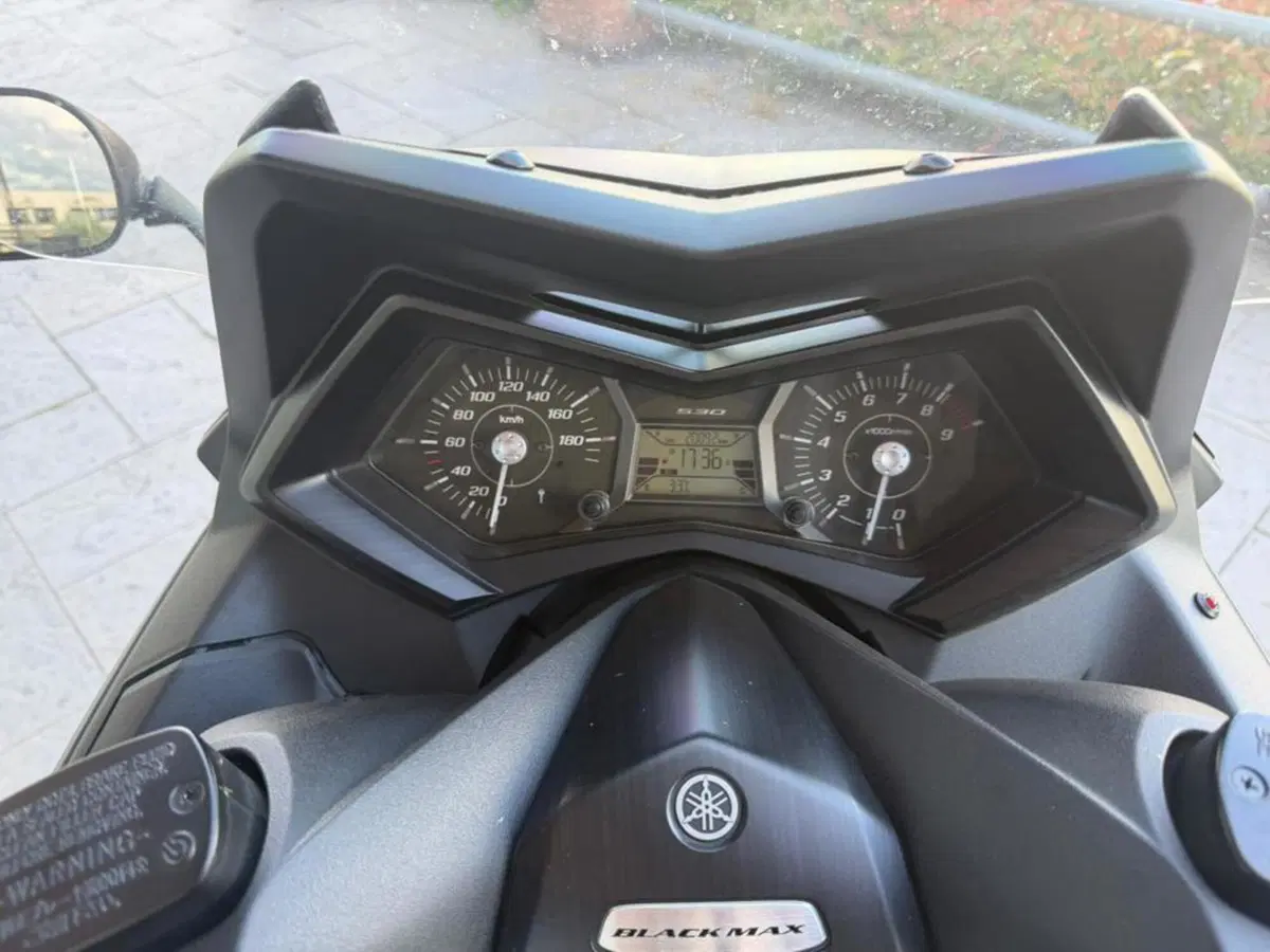 Yamaha T-Max 530 Black Max (2012 - 14) (6)